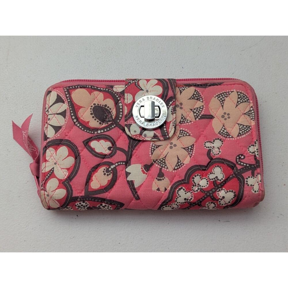Vera Bradley Zip Around Turnlock RFID Wallet ~ Blush Pink ~ Excellent Condition